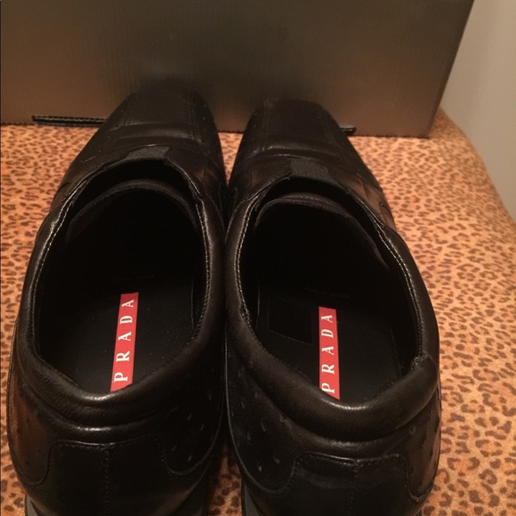 Prada authentic leather slip on sneaker - Picture 4 of 5